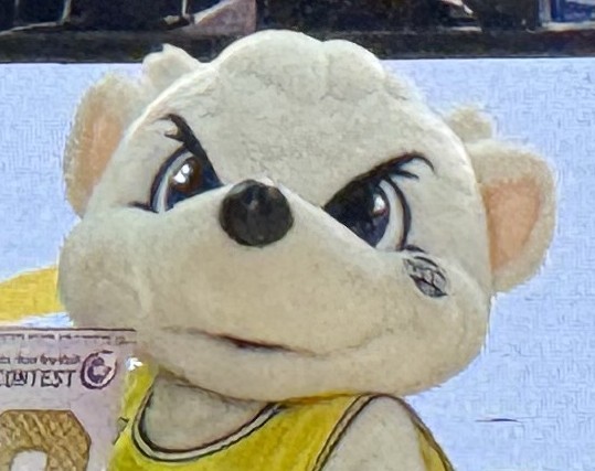 審査員サンディー